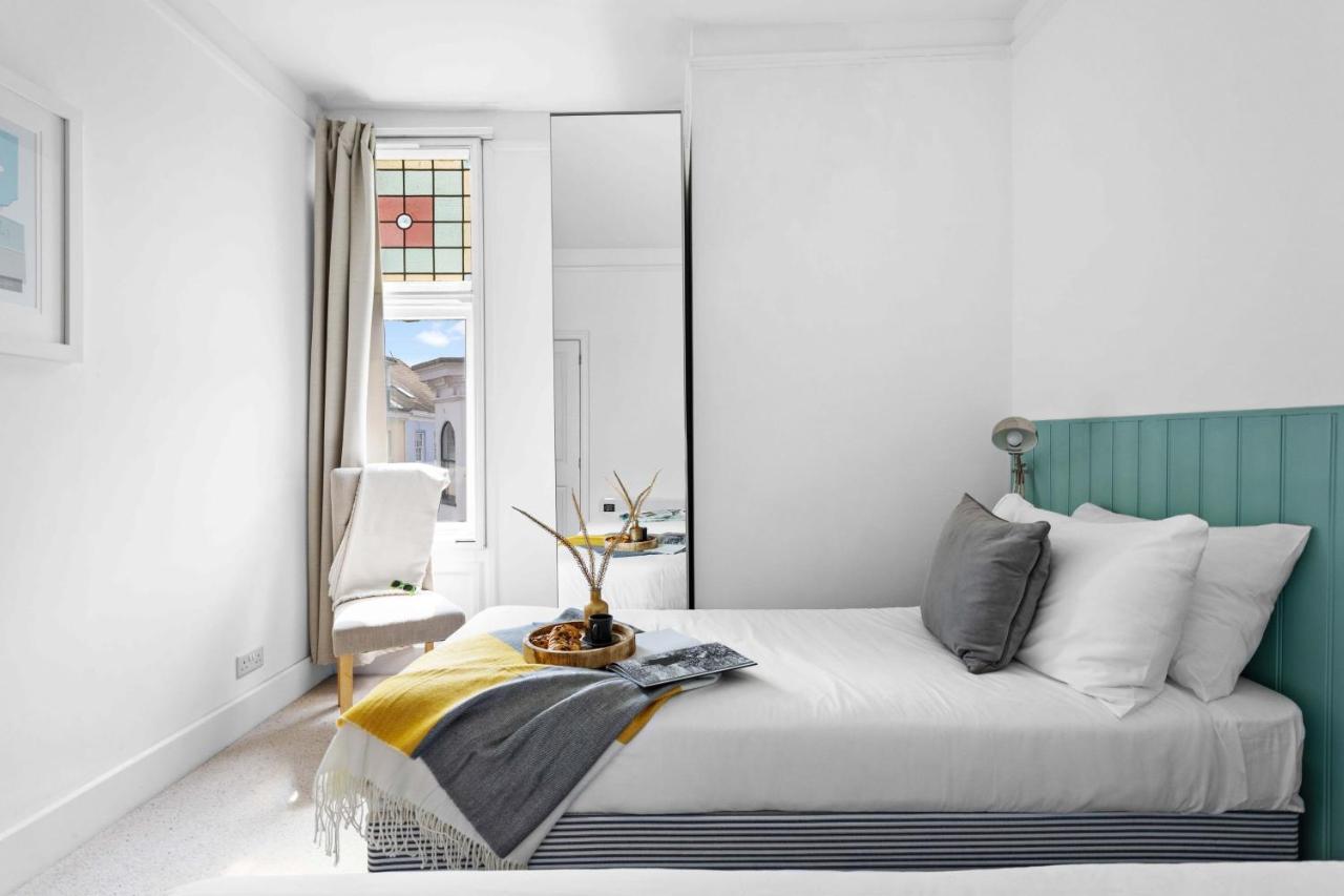 Flat 2 Fairfax Place - Modern Stylish Flat With Plenty Of Charm In Central Dartmouth Buitenkant foto