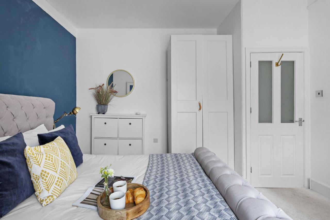 Flat 2 Fairfax Place - Modern Stylish Flat With Plenty Of Charm In Central Dartmouth Buitenkant foto