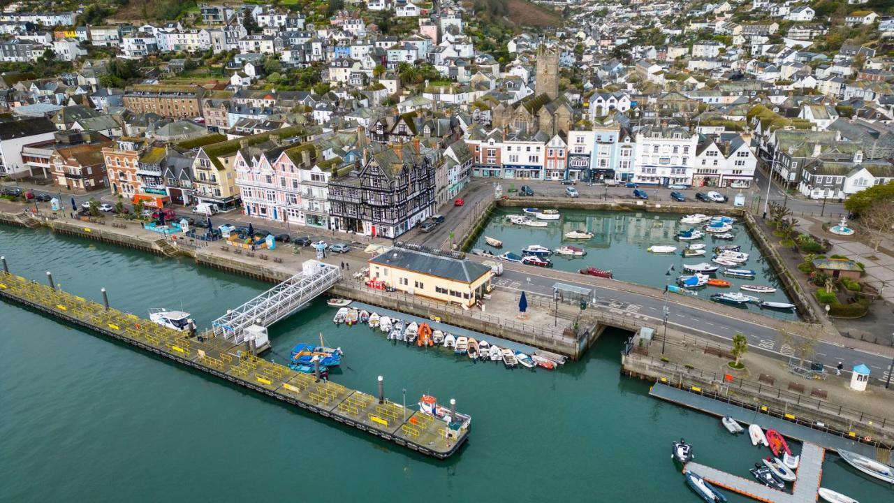 Flat 2 Fairfax Place - Modern Stylish Flat With Plenty Of Charm In Central Dartmouth Buitenkant foto